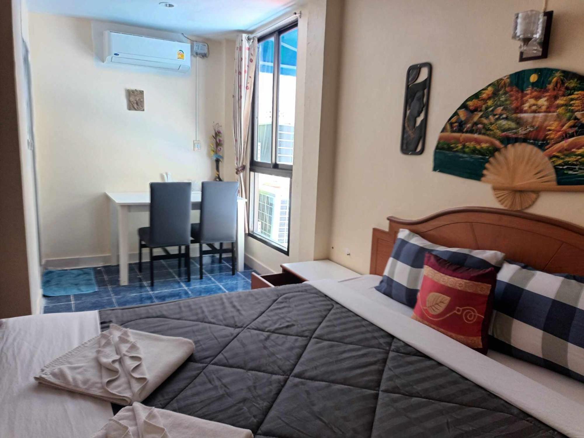 Patong Rose Guest House 50M To Beach Extérieur photo