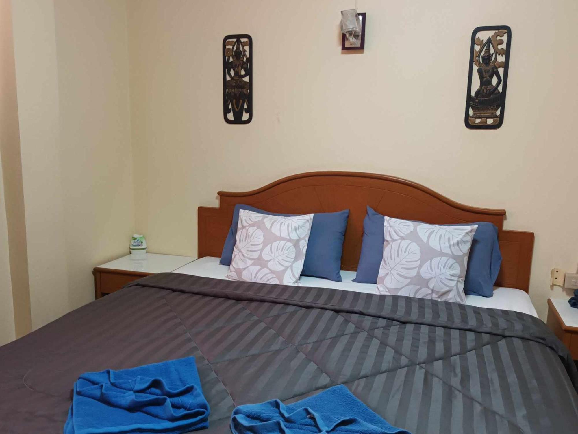 Patong Rose Guest House 50M To Beach Extérieur photo