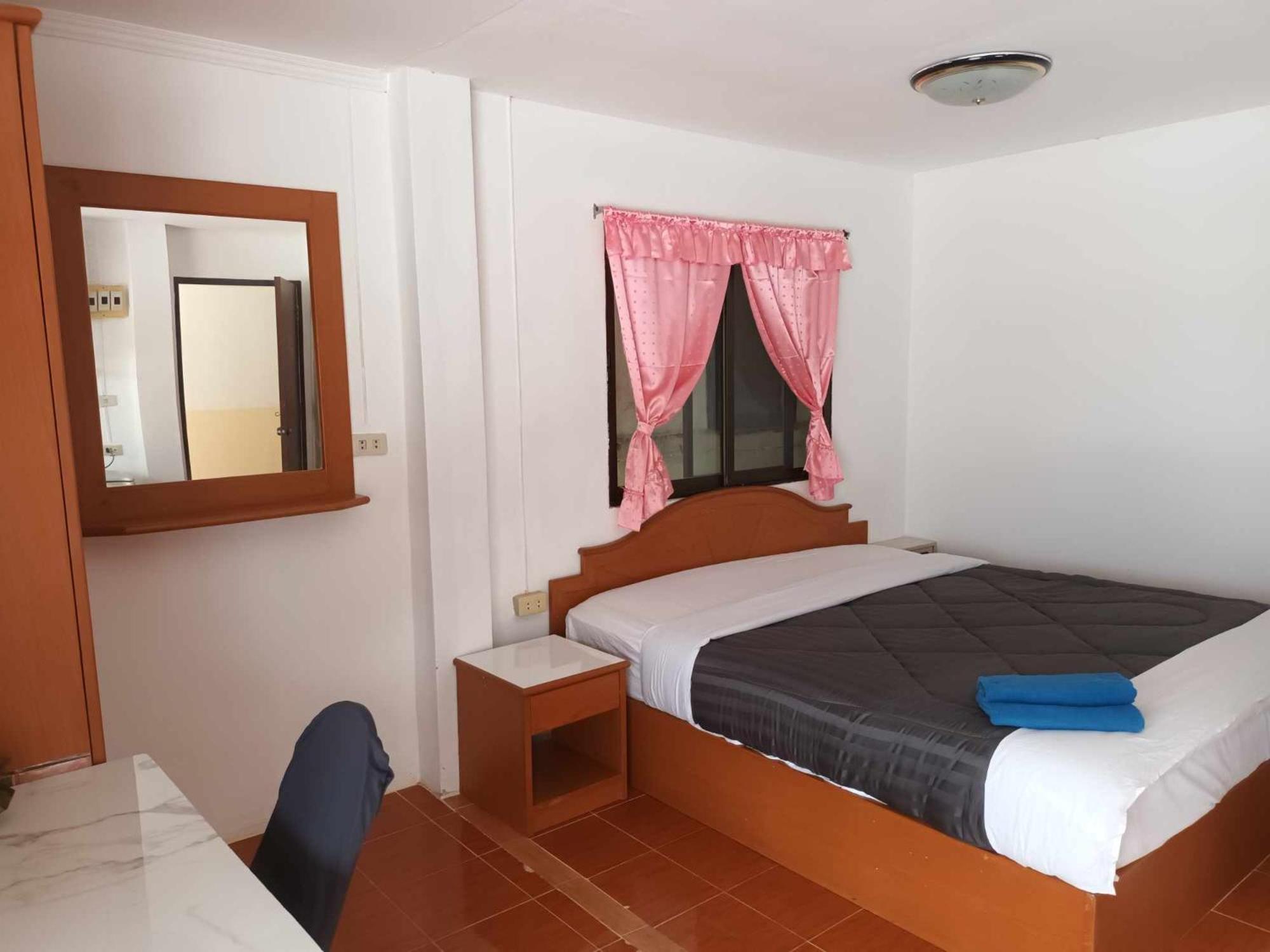 Patong Rose Guest House 50M To Beach Extérieur photo