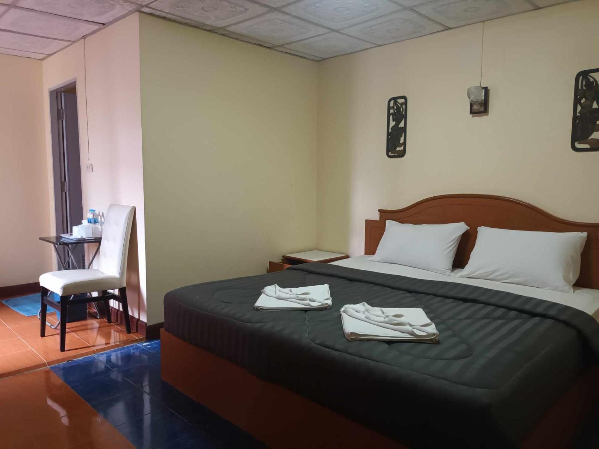 Patong Rose Guest House 50M To Beach Extérieur photo
